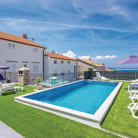 Nice Apartment In Crikvenica With Wifi 外观 照片