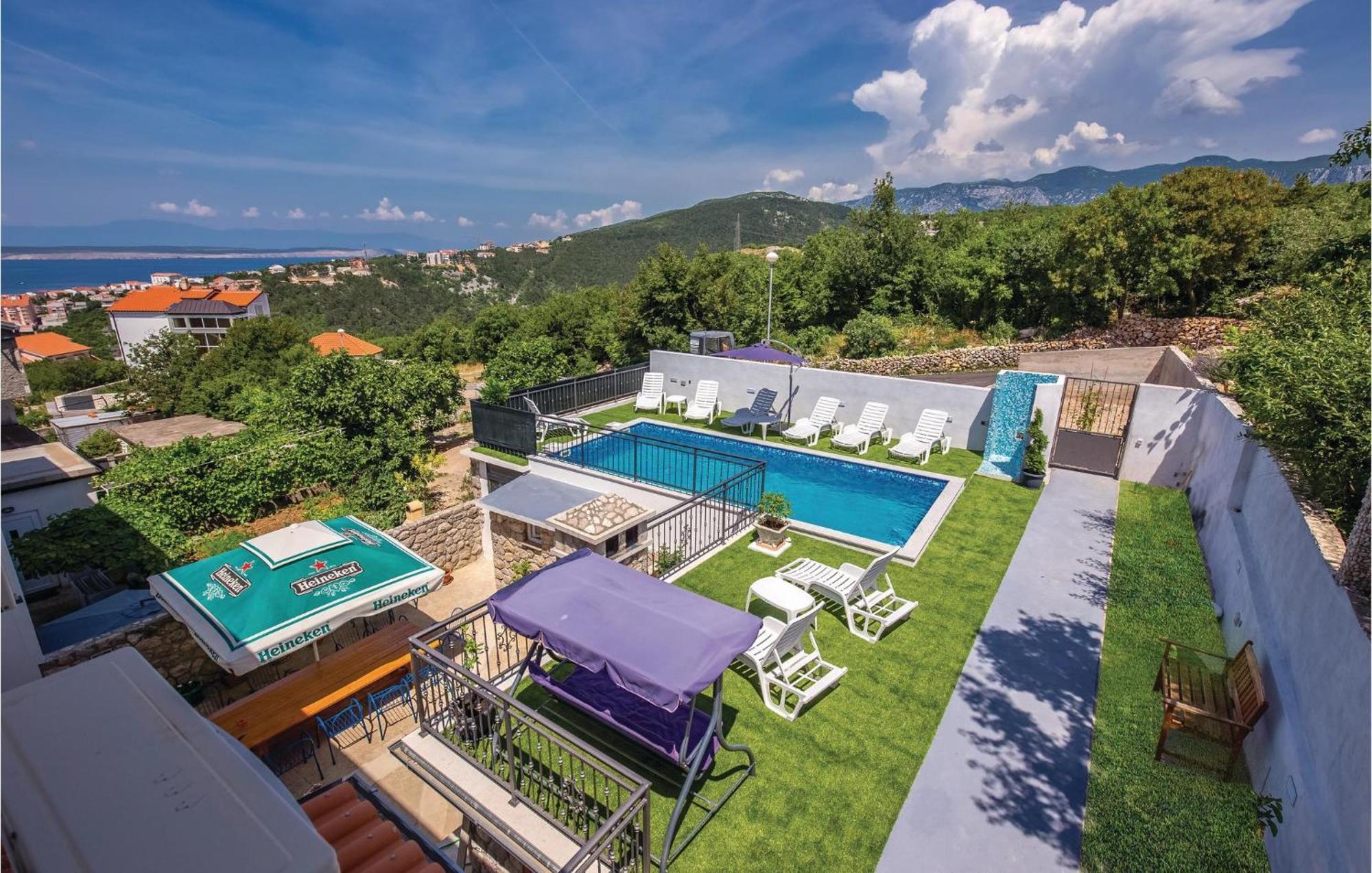 Nice Apartment In Crikvenica With Wifi 外观 照片